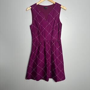 The‎ Limited Women's Magenta White Cross Print Fit and Flare V-neck Dress 2